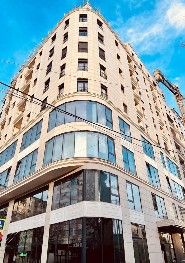 Zeus Tirana Suite Deluxe ภายนอก รูปภาพ
